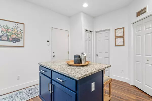 5509 Oriole DR #10, Farmington, MN 55024