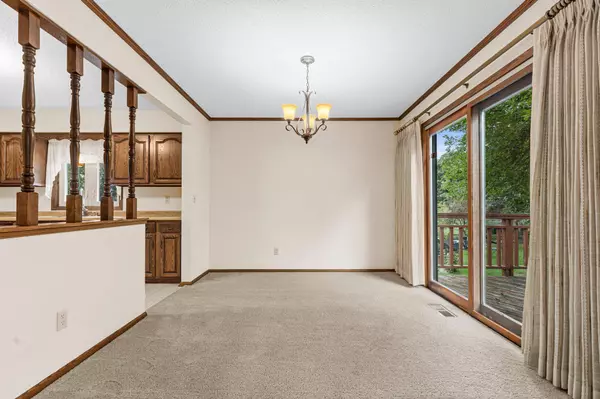 4629 Kingsbury DR, Eagan, MN 55122