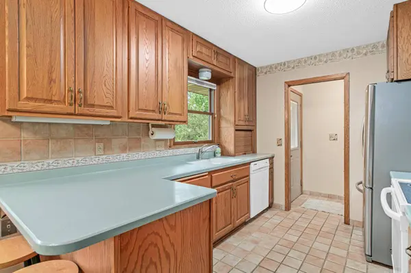 8081 Carmen AVE, Inver Grove Heights, MN 55076