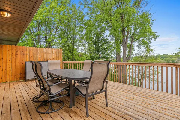 8081 Carmen AVE, Inver Grove Heights, MN 55076