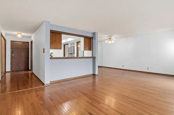 9600 Portland AVE S #209, Bloomington, MN 55420