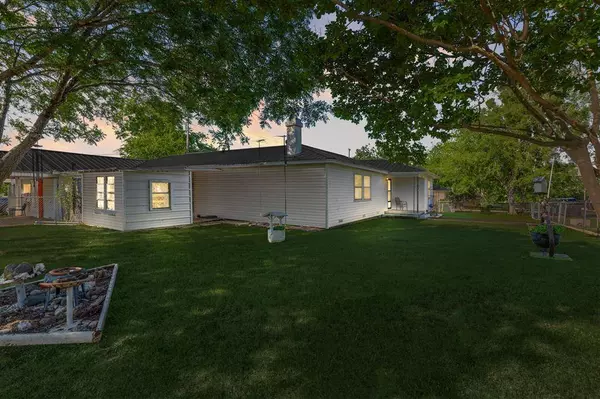 134 Daisy Lane, Whitney, TX 76692