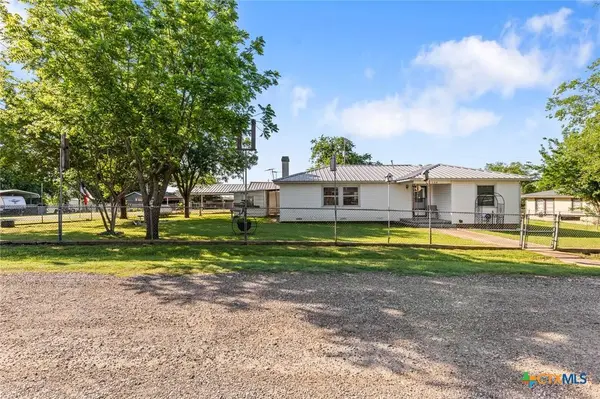 134 Daisy LN, Whitney, TX 76692