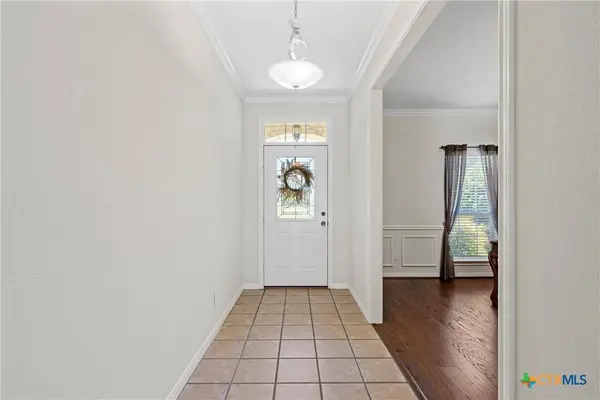 1018 Shilling DR, Elm Mott, TX 76640