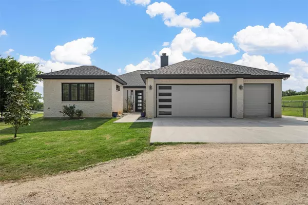 440 Hcr 1248, Whitney, TX 76692