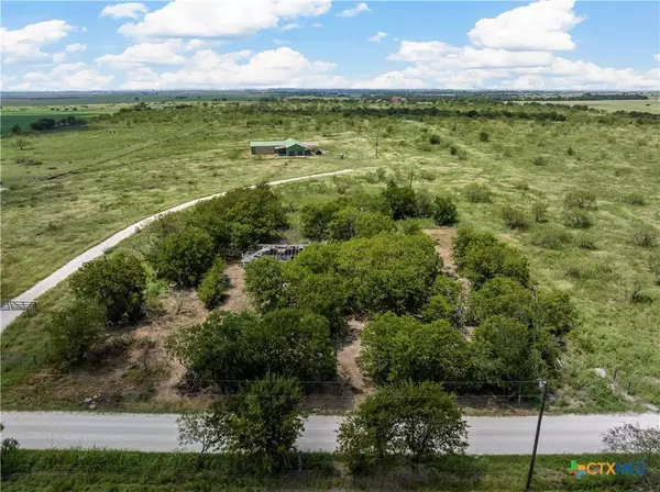 7172 NW County Road 4130, Frost, TX 76641