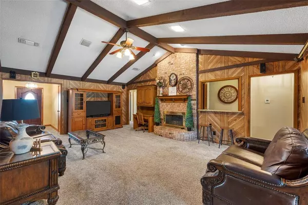 818 Fm 3370, Aquilla, TX 76622