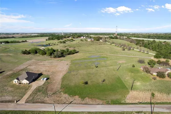 2060 Marable Street, West, TX 76691