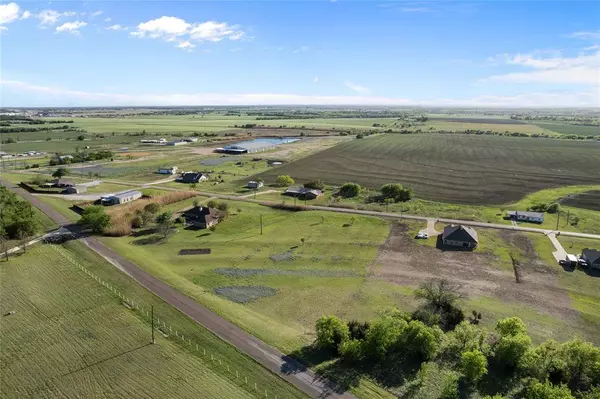 2060 Marable Street, West, TX 76691