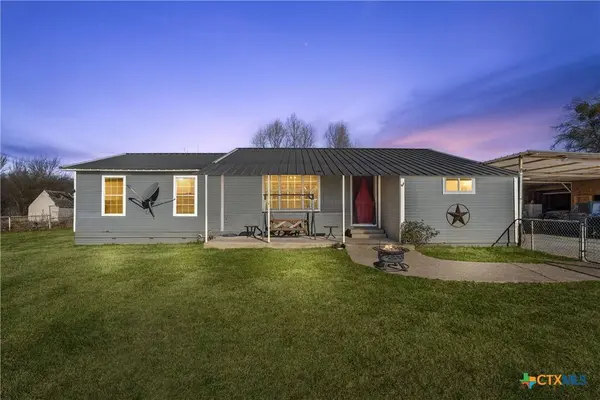 239 Wildwood AVE, Elm Mott, TX 76640