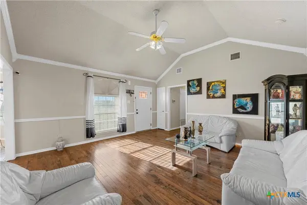 494 Westgate I RD, Eddy, TX 76524