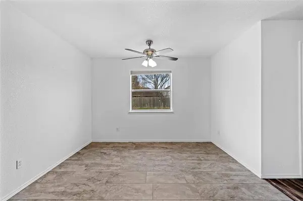 224 Headrick Drive, Robinson, TX 76706