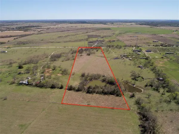 Lot 4 NW County Road 2170, Barry, TX 75102