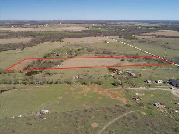 Lot 4 NW County Road 2170, Barry, TX 75102