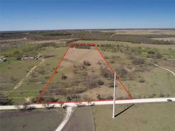 Lot 4 NW County Road 2170, Barry, TX 75102
