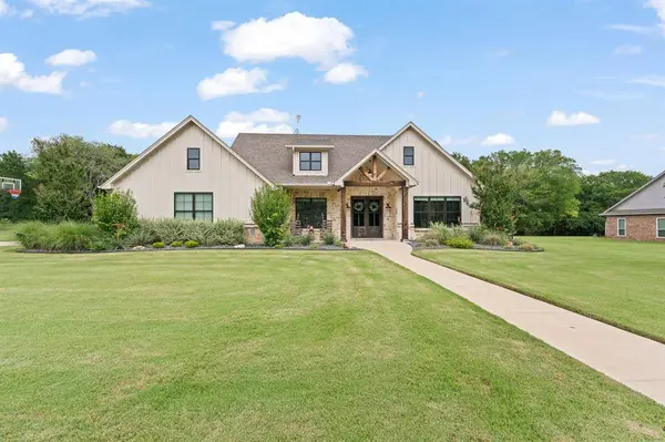 12024 Trailwood Drive, Whitney, TX 76692