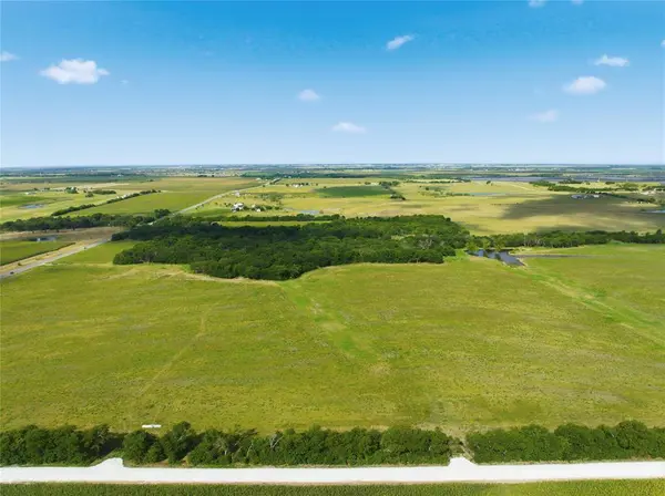 Tract 2 HCR 3204, Abbott, TX 76621