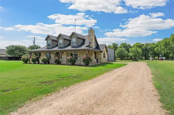 586 Fm 1242, Abbott, TX 76621