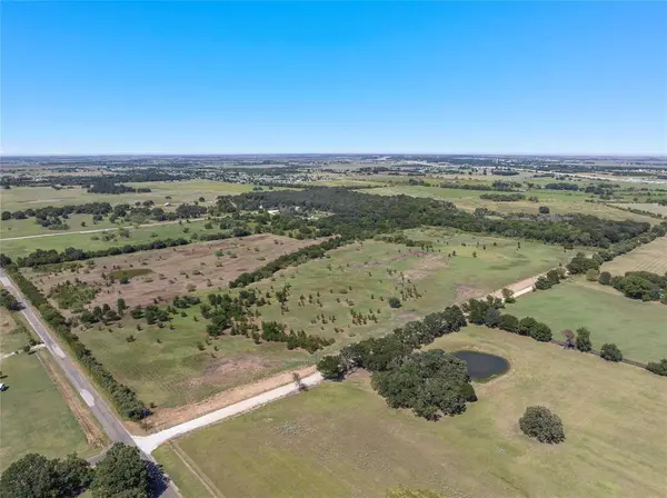 Lot 2 Buggtussle Lane, West, TX 76691