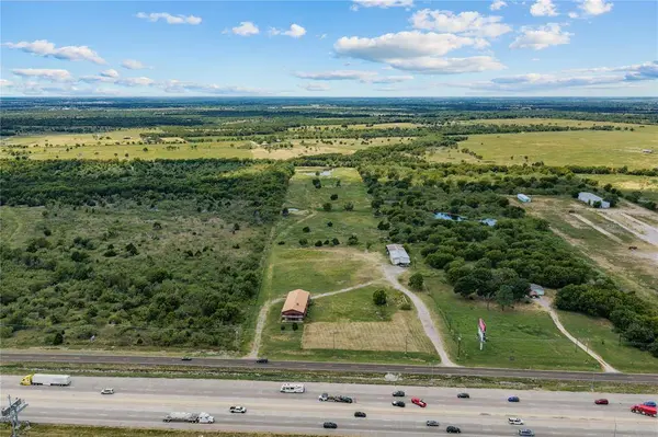5608 S Interstate Highway 45 W, Corsicana, TX 75109