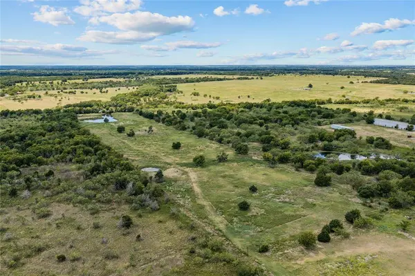 5608 S Interstate Highway 45 W, Corsicana, TX 75109