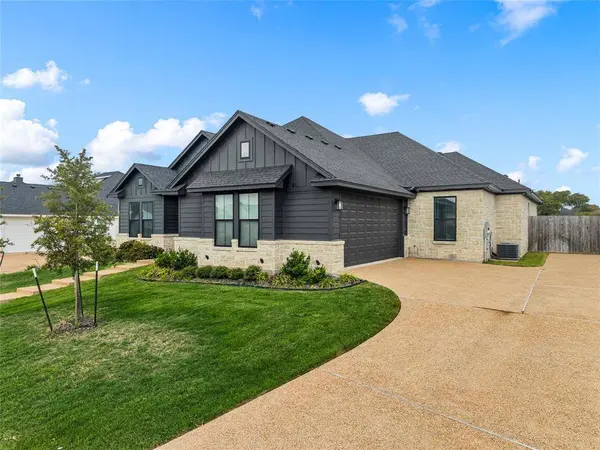 10201 Castleberry Lane, Waco, TX 76712
