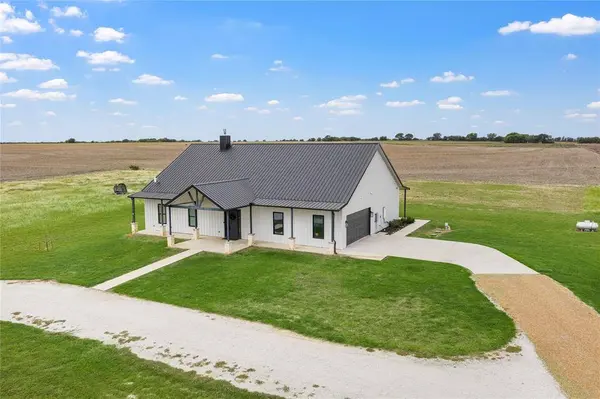 231 HCR 2312, Abbott, TX 76621