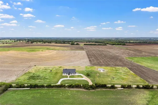 231 HCR 2312, Abbott, TX 76621