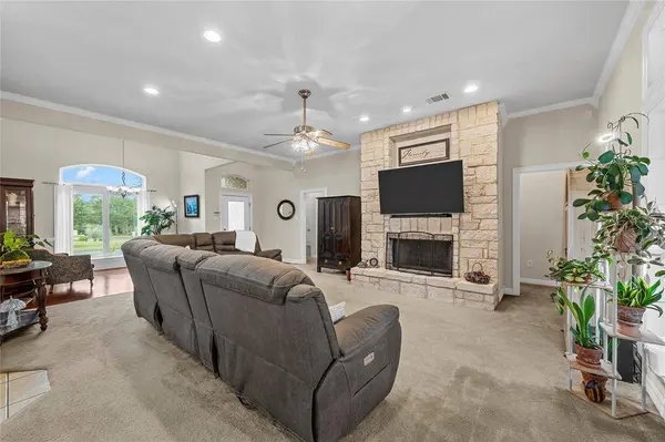 708 Wind Hill, Hewitt, TX 76643