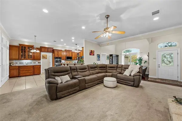 708 Wind Hill, Hewitt, TX 76643