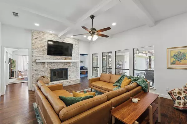 2268 Valley Mill Street, Carrollton, TX 75006