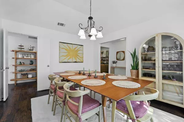 2268 Valley Mill Street, Carrollton, TX 75006