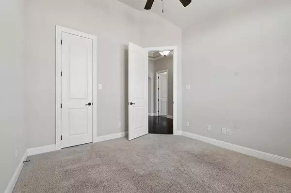 697 Enfield Drive, Frisco, TX 75036