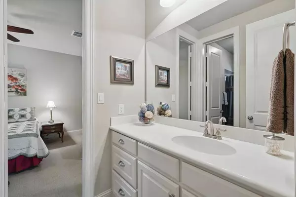 8913 Honeysuckle Drive, Lantana, TX 76226