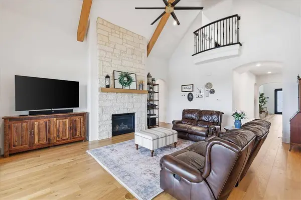 7405 Canyon Point, Argyle, TX 76226