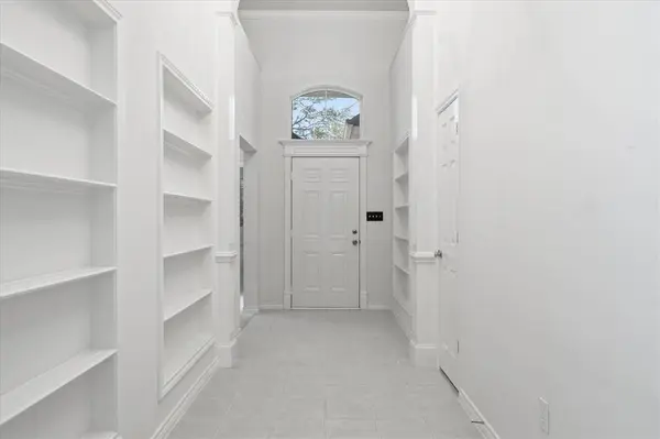 1609 Villa Court, Corinth, TX 76210