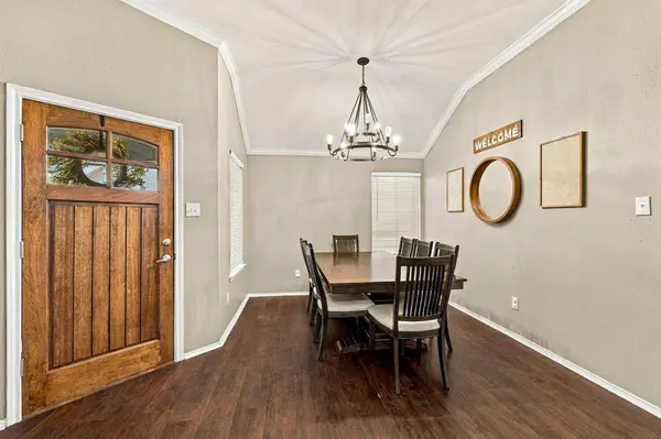 9861 Autumn Sage Drive, Fort Worth, TX 76108