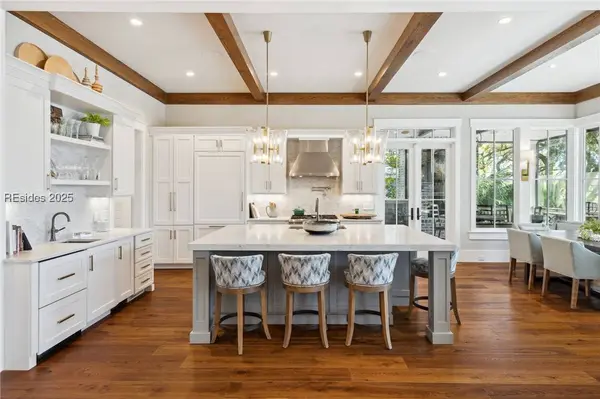 38 N Calibogue Cay RD, Hilton Head Island, SC 29928