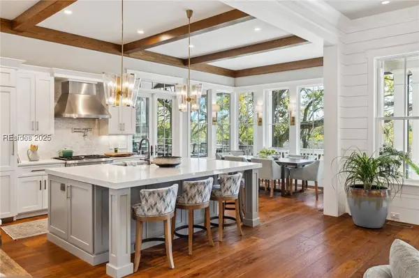 38 N Calibogue Cay RD, Hilton Head Island, SC 29928