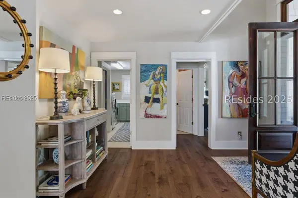 664 Colonial DR, Hilton Head Island, SC 29926