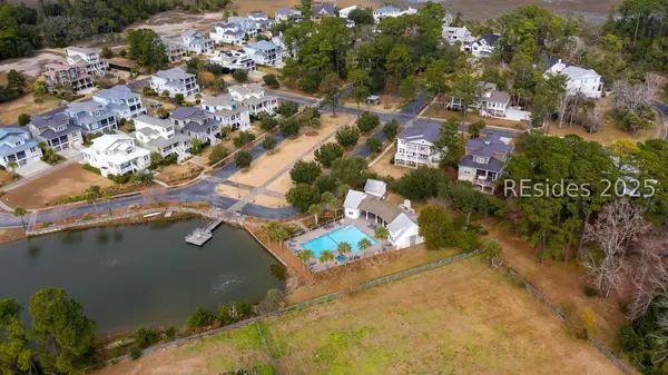 18 Paddocks BLVD, Hilton Head Island, SC 29926