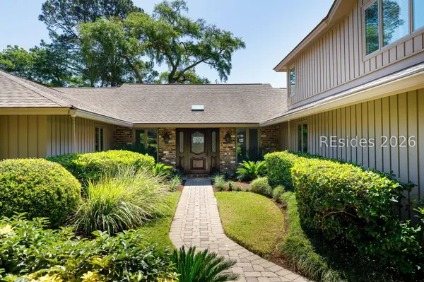 5 Palmetto PL, Hilton Head Island, SC 29928