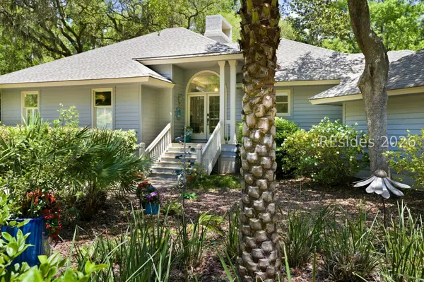 28 Forest DR, Hilton Head Island, SC 29928