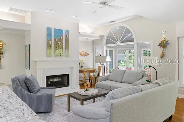 28 Forest DR, Hilton Head Island, SC 29928