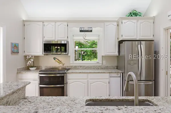 28 Forest DR, Hilton Head Island, SC 29928