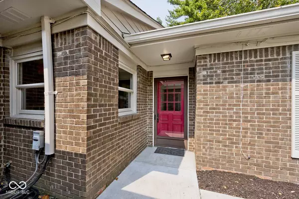 4948 Windridge DR, Indianapolis, IN 46226