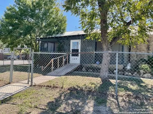240 Sligo, San Antonio, TX 78223