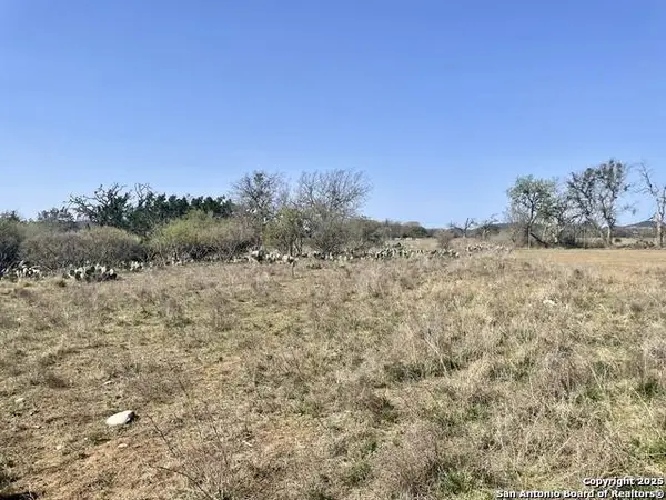 LOT 23 Brown Saddle, Bandera, TX 78003