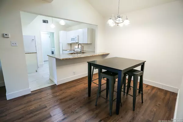 8533 Wood Arbor, San Antonio, TX 78251