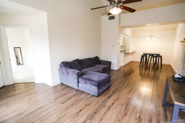 8533 Wood Arbor, San Antonio, TX 78251